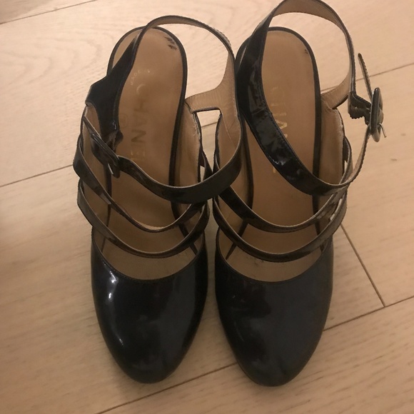 Chanel Black Heels - Picture 1 of 6